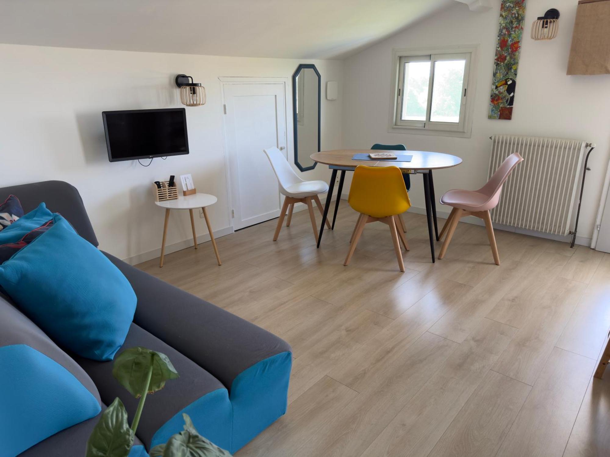 Maison Des Chenes 64 - Independant Apartment With Terrasse บูโก ภายนอก รูปภาพ